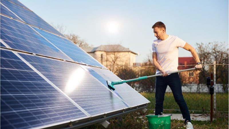 Tablettes de nettoyage pour panneaux solaires